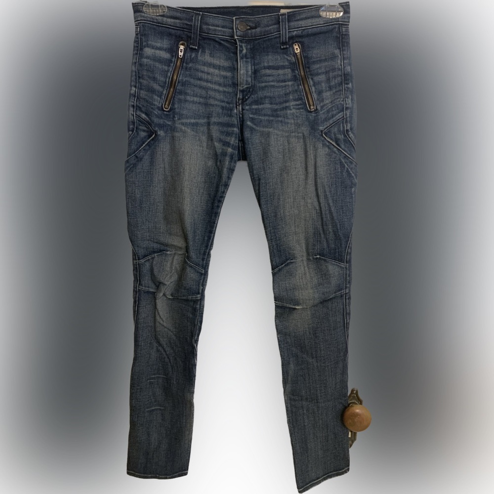Rag & Bone skinnies with zipper pockets plus side pockets. Size 27